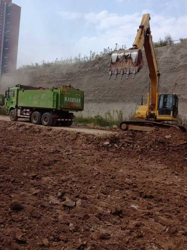铜煤公司第十一部承建的西安航天基地蓝山水岸住宅项目开工建设