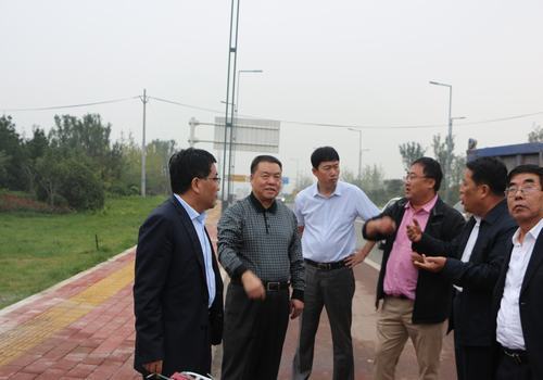 陕煤集团总经理助理、建设集团联合党委书记、董事长宁兴刚节日期间深入宝鸡分公司施工现场视察慰问