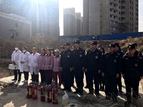 大秦置业秦和物业公司开展消防应急预案演练