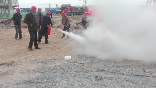 铜川分公司第六项目部消防演练现场变教育培训课堂