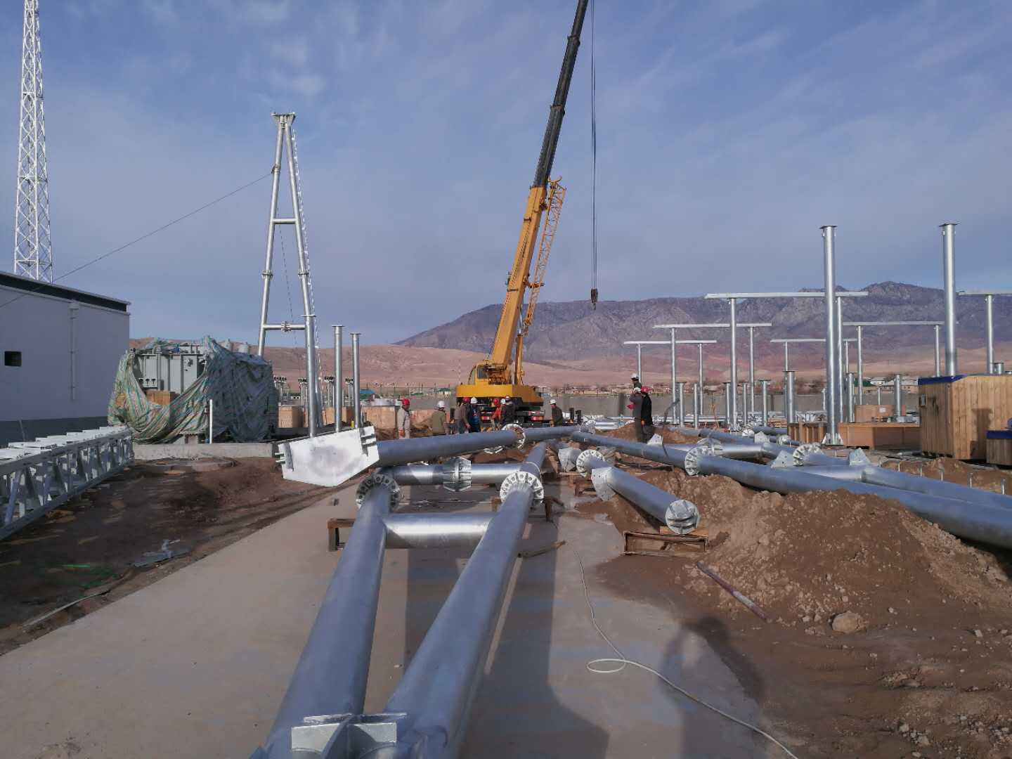 中亚公司:春节期间坚守一线赶工期