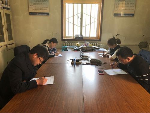  铜煤公司组织开展学习贯彻建设集团管理制度及上级重要会议精神书面答题活动