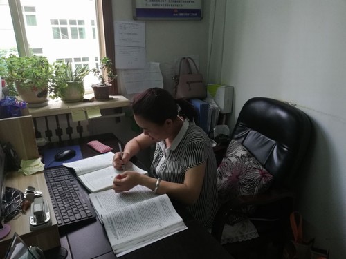 陕煤建设铜煤公司基层车间工会强化女职工教育培训,提升女职工综合素质