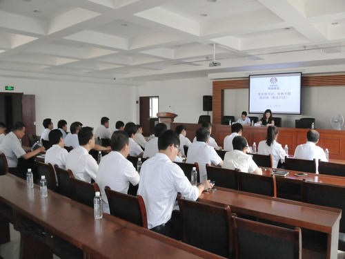 用“党建套餐”补足精神之钙