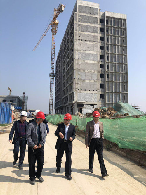 王明智深入彬长铁运公司以及渭河彬州乙二醇工地检查工作