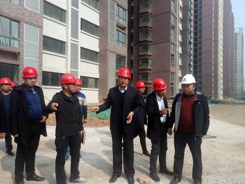 刘合理深入铜煤1#2#小区检查指导工作