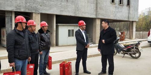 陕煤建设集团工会冬日温暖送一线