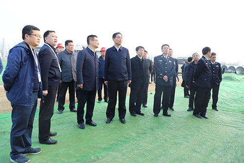 陕西省副省长胡明朗视察陕煤建设汉中分公司铺镇污水厂截污干管项目