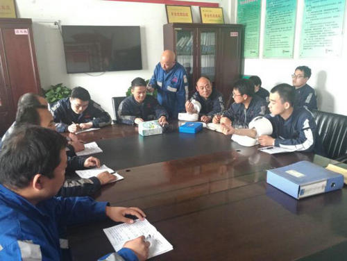 陕煤建设洗选煤运营公司洗煤厂:开好班前会弹好安全“前奏曲”