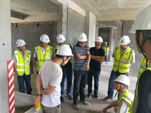 碧桂园陕西区域公司莅临陕煤建设铜煤公司承建的西安蓝山水岸项目考察指导