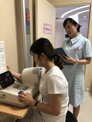 健康体检暖人心 职业病防范有保障