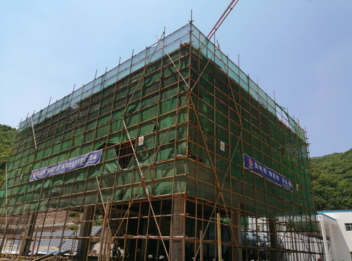 陕煤建设铜川公司第二项目部乏风热泵机房取热室工程顺利封顶