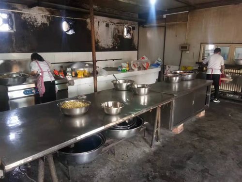陕煤建设掘进公司:后勤小课堂 做足大文章
