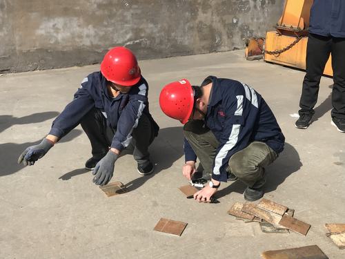 陕煤建设洗选煤运营公司矿山支护材料加工厂:节支降耗控成本 修旧利废做文章