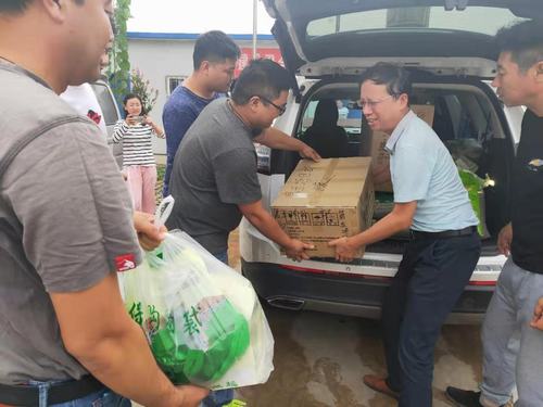 陕煤建设澄合分公司清凉慰问送一线