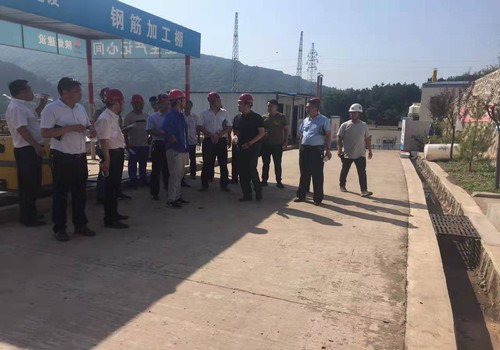 双龙煤矿领导莅临宝鸡公司黄陵项目部调研