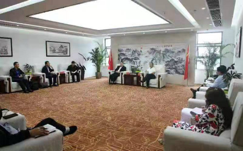 宁兴刚代表陕煤集团带队考察贵阳高新区