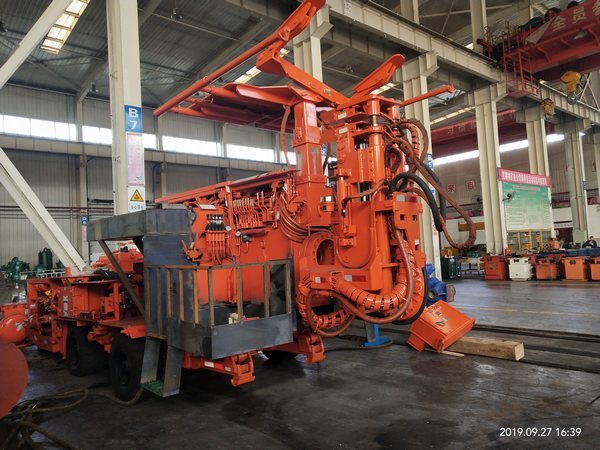 陕煤建设掘进公司:“一机双巷”为掘进铁军再添新动能