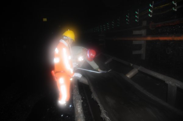 陕煤建设掘进公司:明责任转作风打赢四季度安全生产“攻坚战”