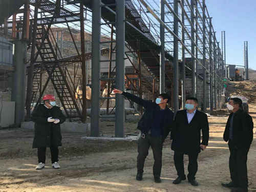 陕煤建设洗选煤运营公司赴铜川市广阳镇西路家石料厂进行实地考察