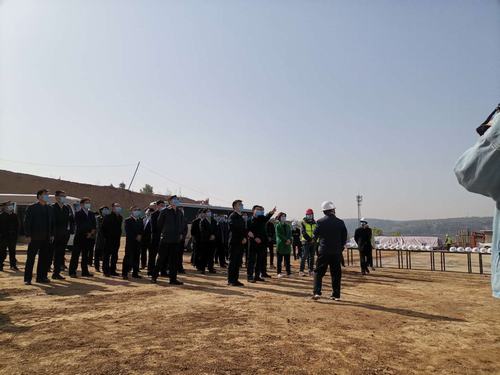 彬州市委书记钟伟莅临银西高铁彬州东站前广场项目观摩指导工作