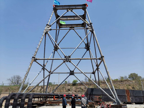 春色满园关不住