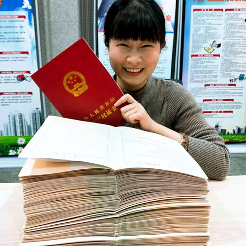 陕煤建设公司:江南世纪城小区成为商洛首家拥有产权车位小区