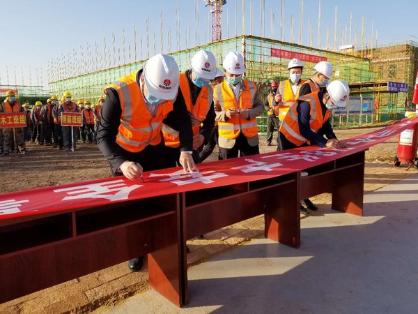 宁兴刚对陕北项目及安全工作进行调研