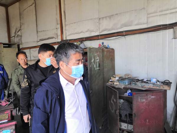 陕煤建设掘进公司:班子成员走基层确保两会期间安全平稳