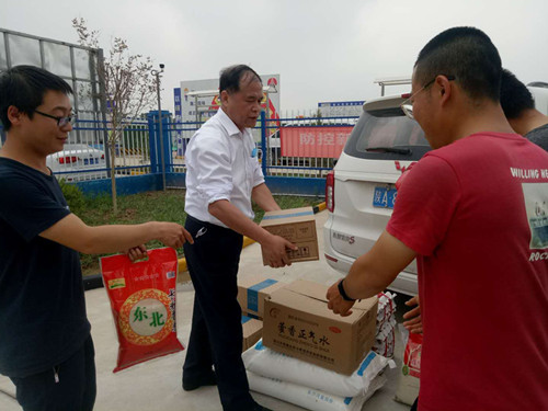 陕煤建设天工公司:中储粮项目滑模忙,领导关怀送一线