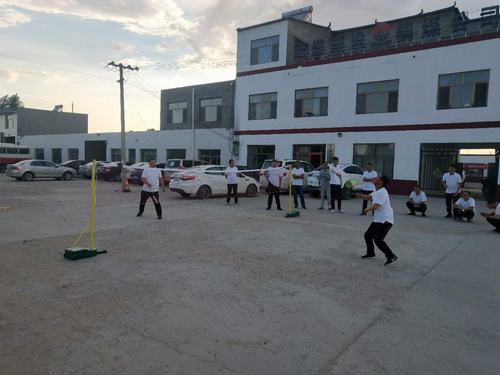 陕煤建设铜煤公司第八项目部开展 “比拼激扬梦想 励志赢来成功”文体活动凝聚力量