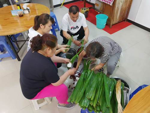 陕煤建设机电安装公司:疫情期间的“端午情”