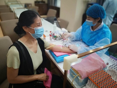 路桥分公司组织员工体检，为员工健康保驾护航