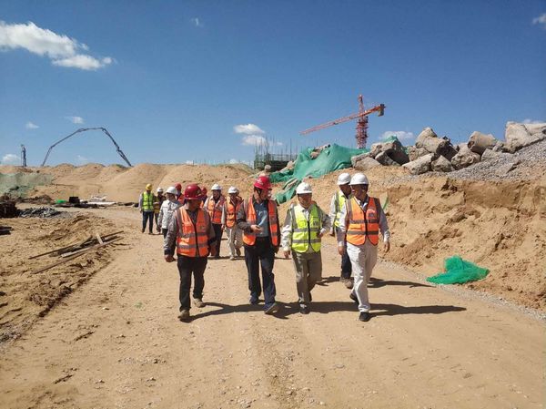 榆林化学领导纪国强一行深入煤储运装置项目检查指导工作