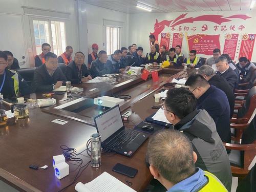 陕煤建设铜煤公司第十六项目部承建的榆林化学1#食堂顺利通过验收