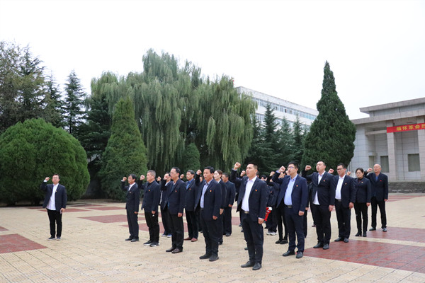 陕煤建设澄合分公司：党旗飘在我心中 主题党日“别样红”