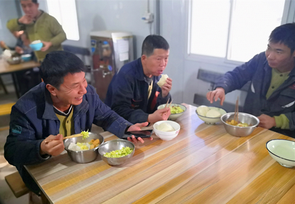 陕煤建设矿建三公司：关注“两堂一舍”，为职工创建温馨家园