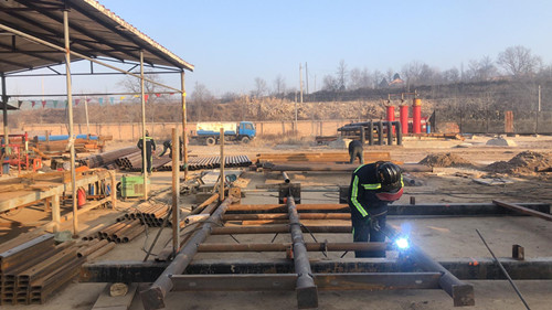 陕煤建设机电安装公司：冬至虽冷人心暖