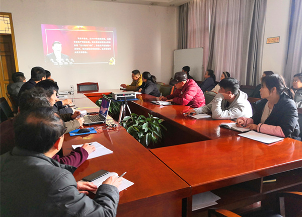 陕煤建设矿建三公司及时开展安全警示教育