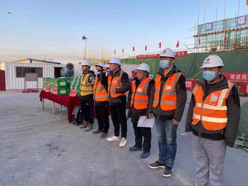 陕煤建设铜煤公司第十六项目部春节慰问过新年，浓浓关爱暖人心