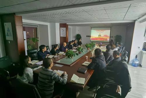 追忆峥嵘党史，学习红色精神