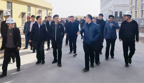 陕西铁路物流集团有限公司董事长赵国智一行深入陕煤建设铜煤公司承建的靖神铁路孟家湾机辆中心项目检查指导工作