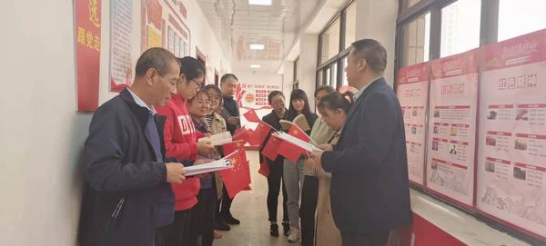 陕煤建设韩城分公司机关党支部开展“百年党史 红色经典诵读”活动