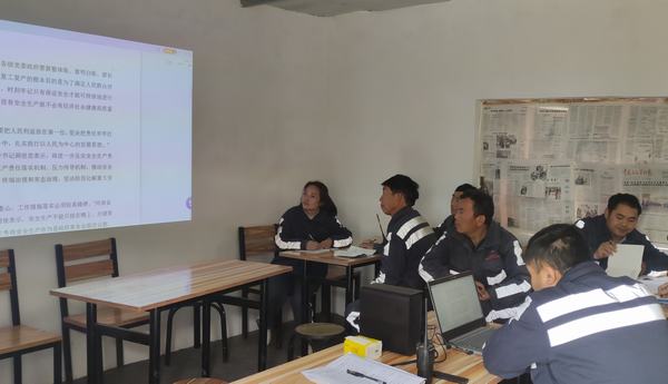 陕煤建设洗选煤运营公司铜川制沙运营项目部:加强安全教育培训,提高人员安全意识