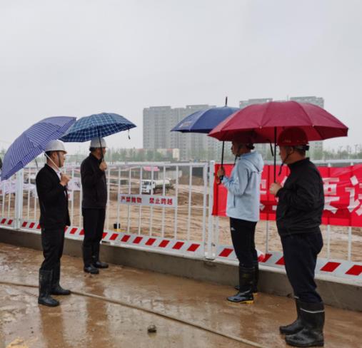 陕煤建设空港新城项目部“防汛”、“赶工”正当时