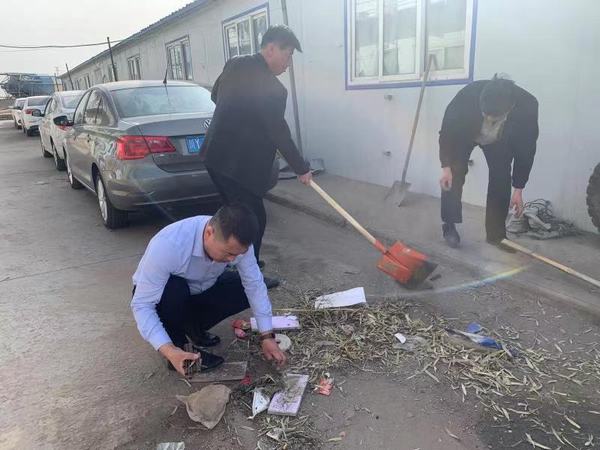 陕煤建设矿建二公司基层项目部开展“不忘初心劳动光荣”主题党日活动