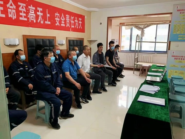 陕煤建设澄合分公司各基层单位积极行动扎实开展安全警示教育