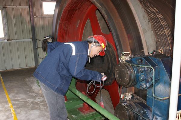 陕煤建设矿建二公司：一声党员一生荣光