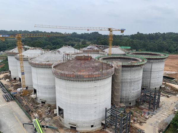 陕煤建设铜煤公司四川中储粮项目浅圆仓仓体滑模顺利实施完成