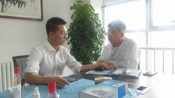 陕煤建设榆林公司组织开展健康义诊活动